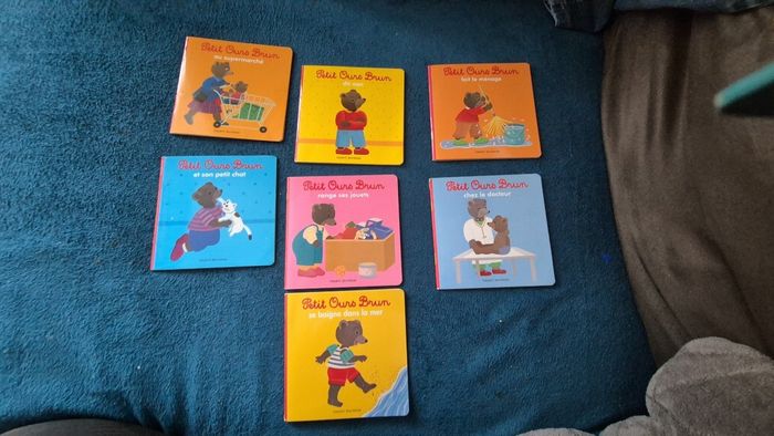 Lot de 7 livres Petits Ours Brun