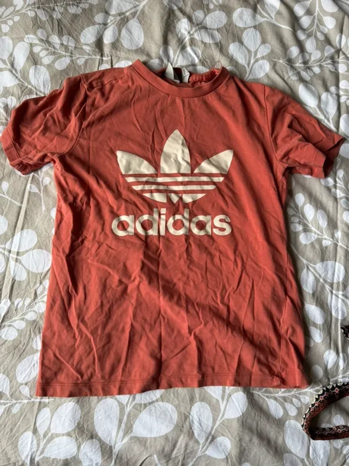 T-shirt manches courtes adidas rose