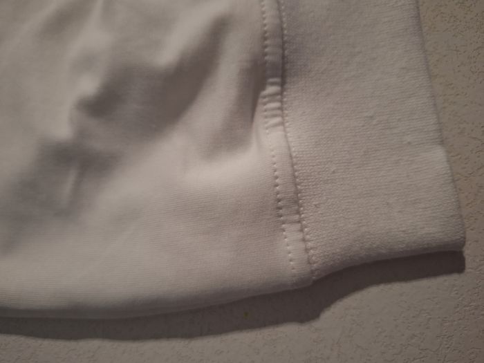 Sweat shirt Burberry taille L Neuf - photo numéro 6