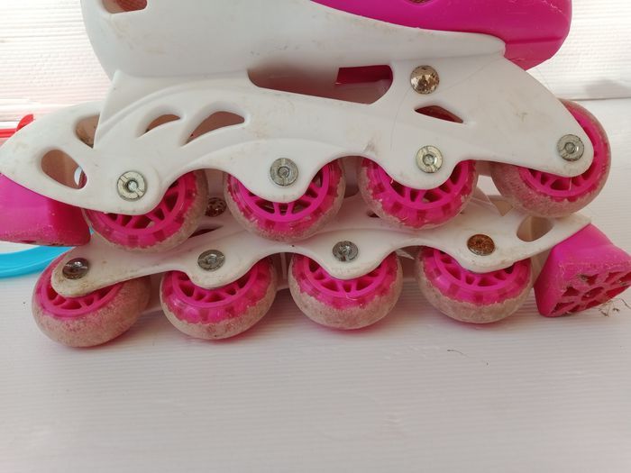 Rollers fille ajustable de 30 au 33 hello kitty - photo numéro 7