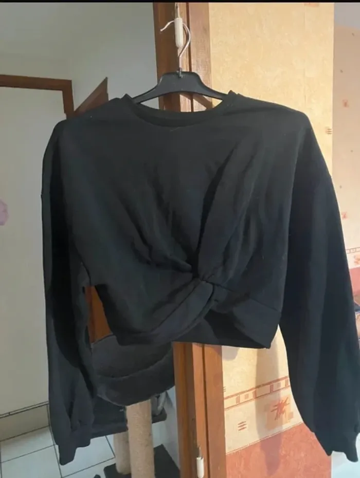 weat Femme H&M Noir - Taille 38/M - Style Tendance - photo numéro 2