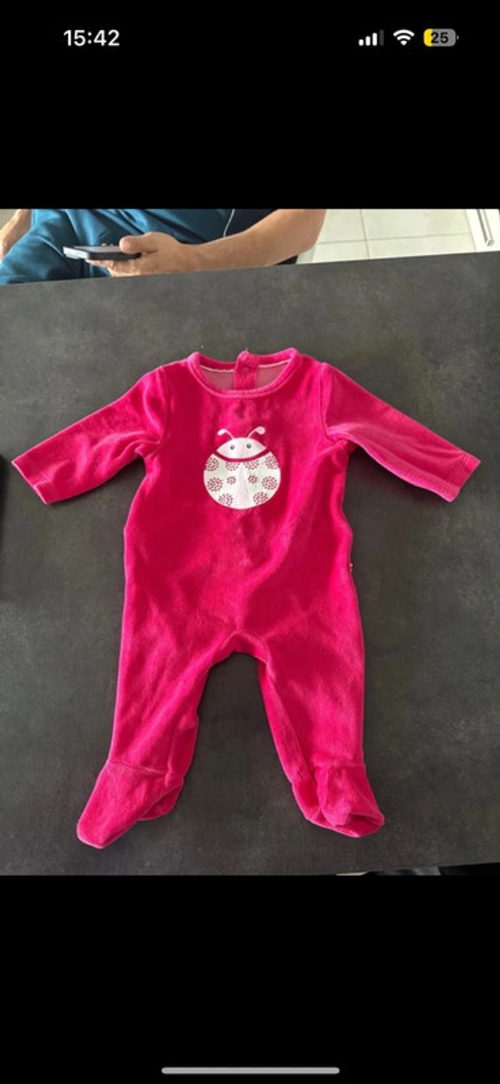 Pyjamas X4 - photo numéro 9