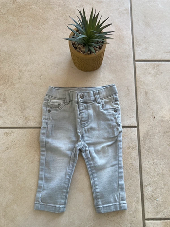 Jean garçon taille 6 mois