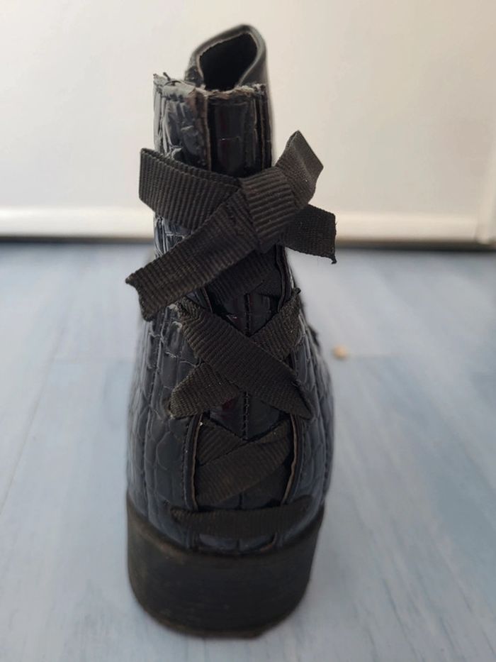 Très belle paire de bottes de taille 39. - photo numéro 3