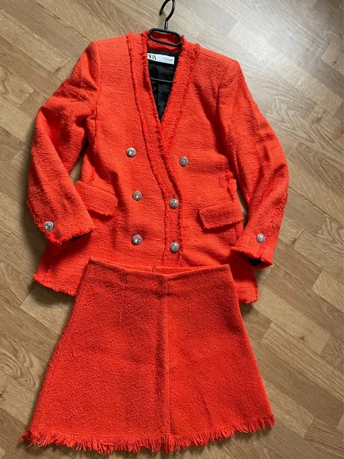 Ensemble tailleur Zara tweed veste blazer + jupe en taille S - photo numéro 19