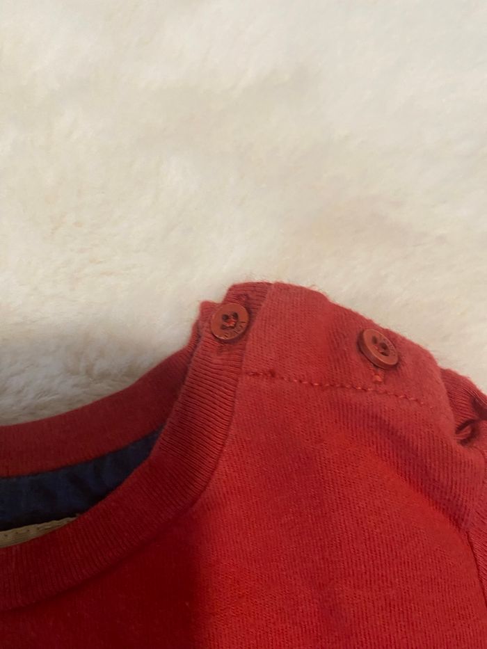 T-shirt manches longues Levi’s – Taille 18 mois – TBE🛑 - photo numéro 2