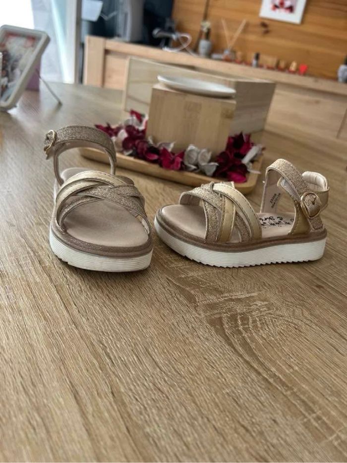 Nu pied
