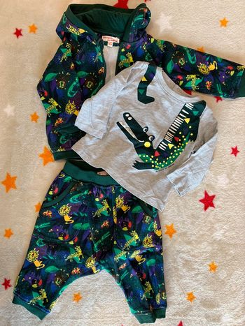 Ensemble Jogging et Tee-Shirt Assortis Chaud Du Pareil Au Même Vert & Gris 6-9 Mois