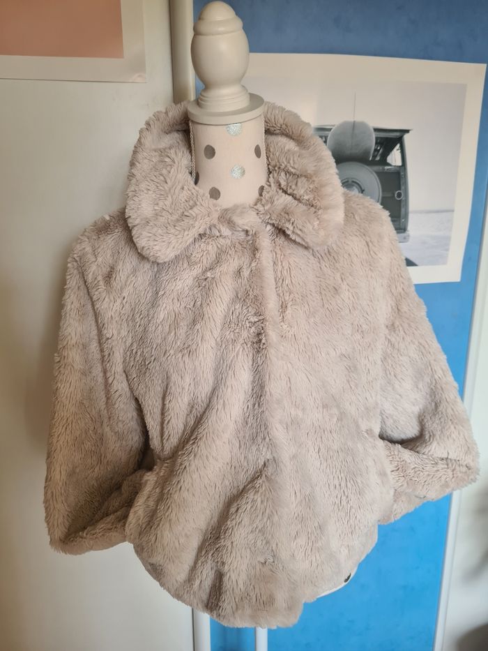 Veste fausse fourrure beige / Taille S - photo numéro 2