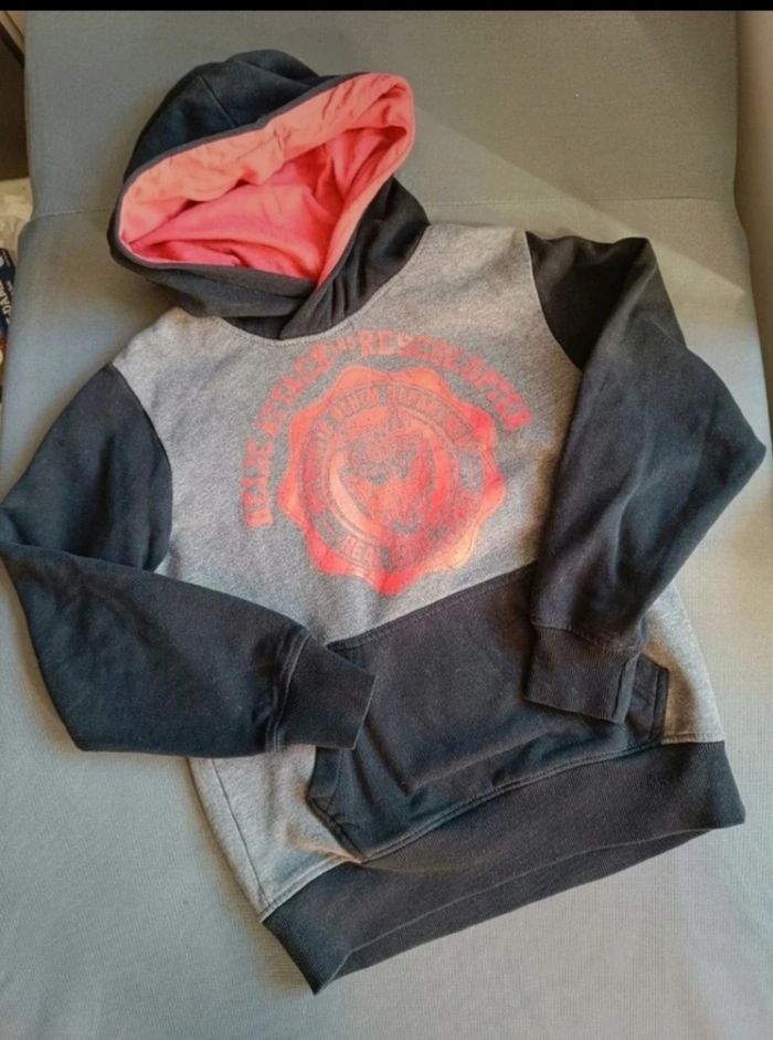 Sweat a capuche - photo numéro 2