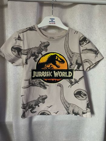 T-shirt Jurassic World 5-6 ans