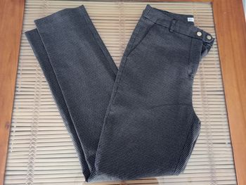 Pantalon gris 36 neuf