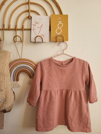 🌷Robe  rose et dorée fille 18 mois kiabi