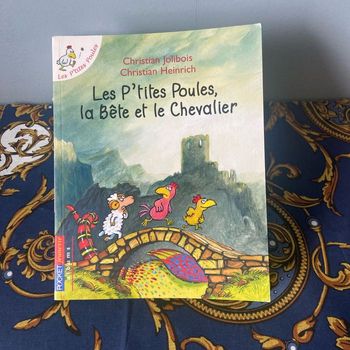 Les petites poules, la bête et le chevalier