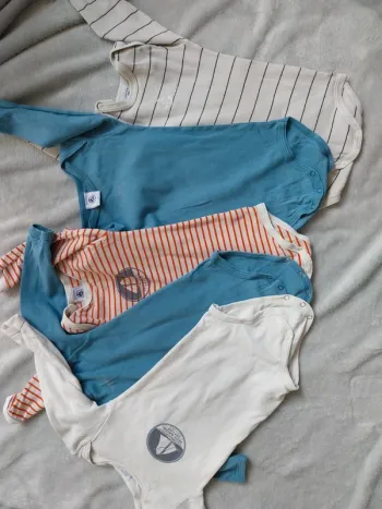 Lot bodies petit bateau