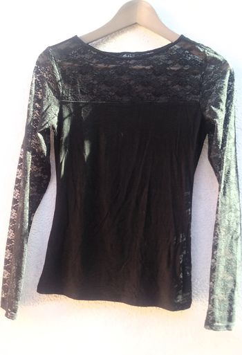 haut dentelle noire femme