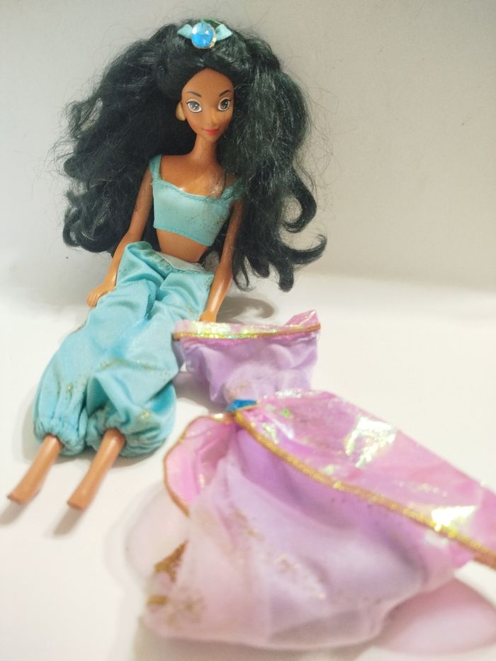 Poupée Jasmine - Vintage 90's - photo numéro 2