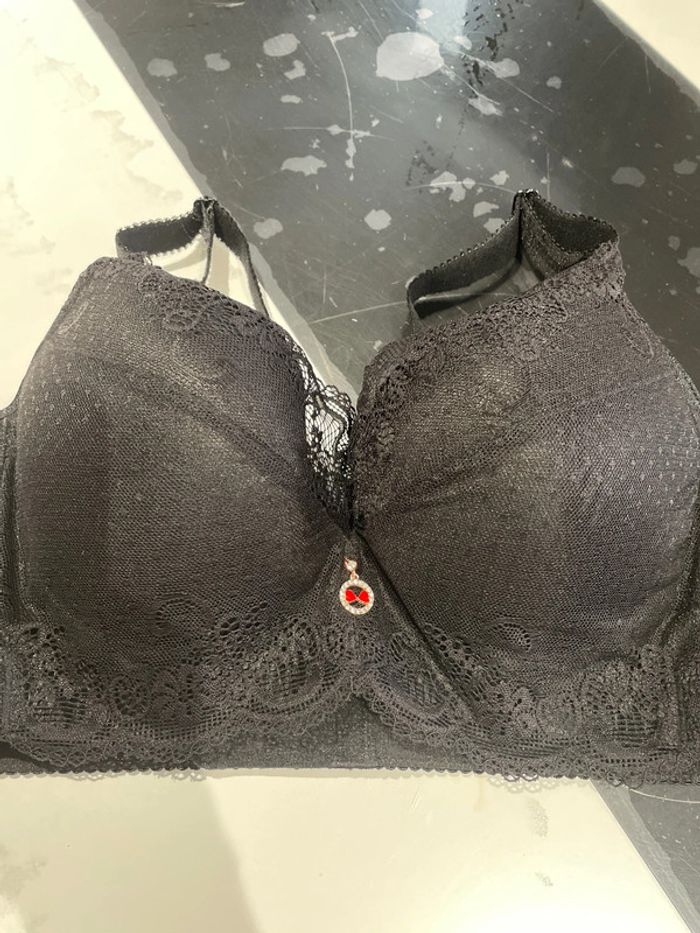 Soutien gorge armatures - photo numéro 3