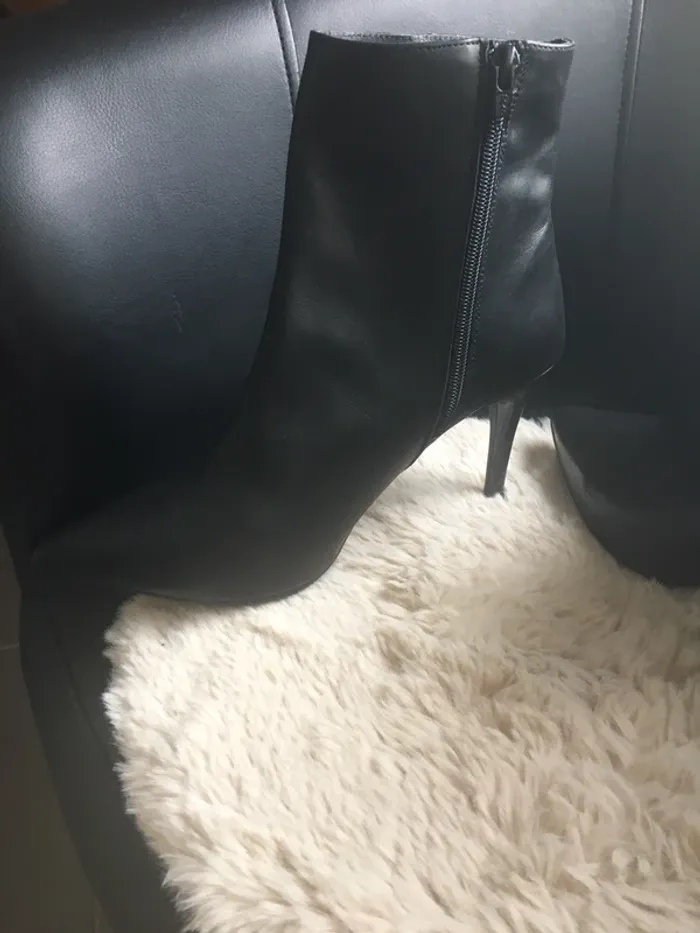 Bottines à talon en cuir noires Élodie - photo numéro 8