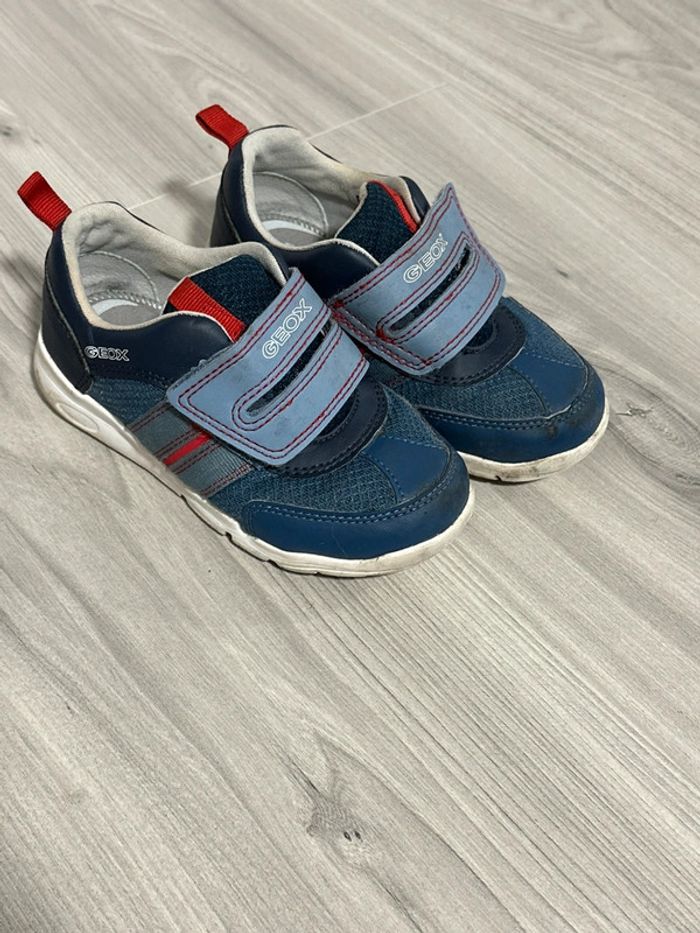 Paire de Geox taille 26