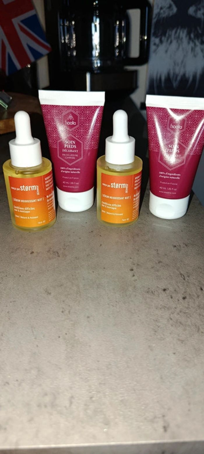 Lot soin pied et sérum neuf