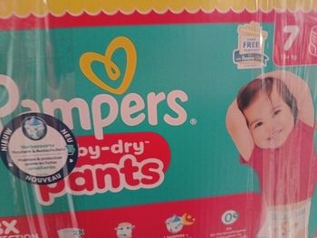Pants pampers taille 7