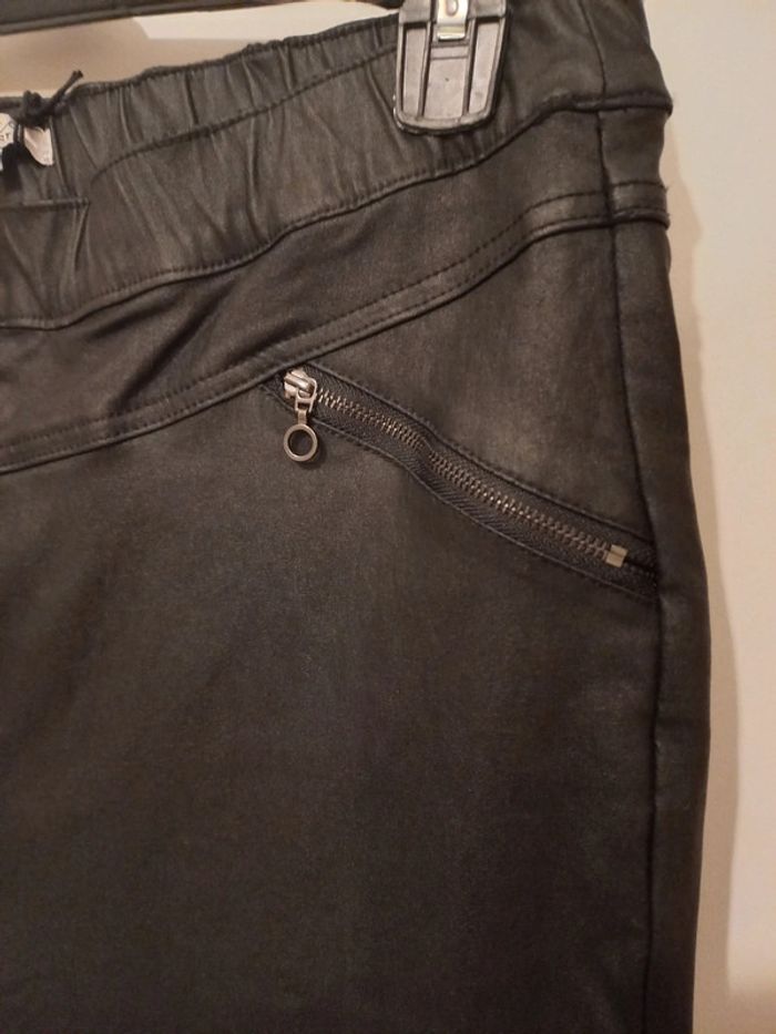 Pantalon simili - photo numéro 3