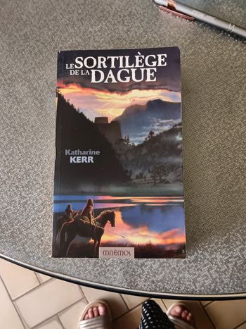 Livre le sortilège de la dague Katharine Kerr
