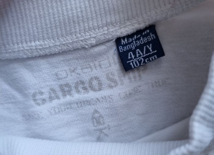 sous pull blanc avec inscription okaidi taille 4 ans - photo numéro 2