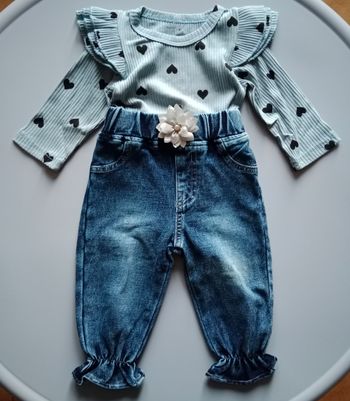 Ensemble neuf bébé 9mois