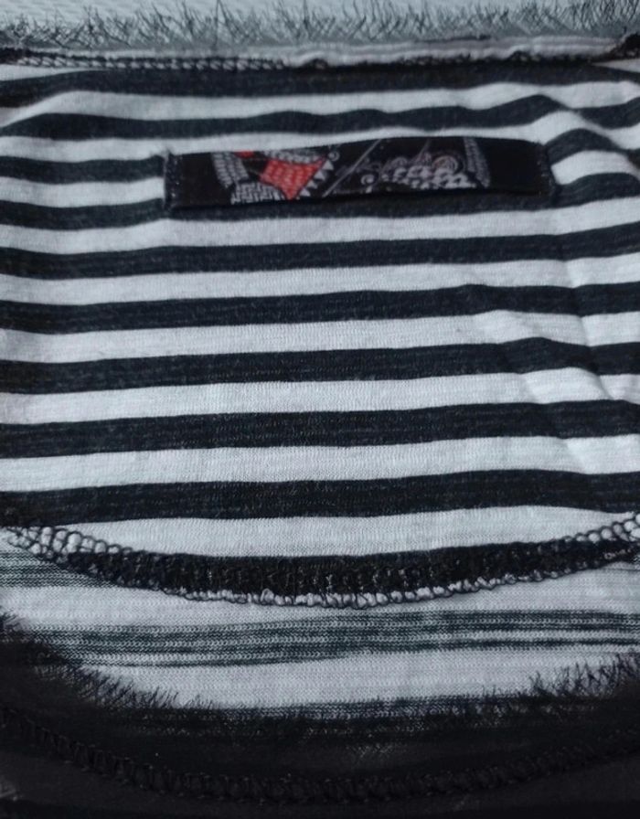 T-shirt Desigual façon marinière S/36 - photo numéro 4