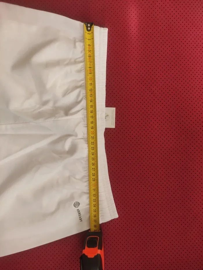 Pantalon de foot Real Madrid, Adidas Authentique Officiel taille enfant 15/16 ans, Neuf - photo numéro 19