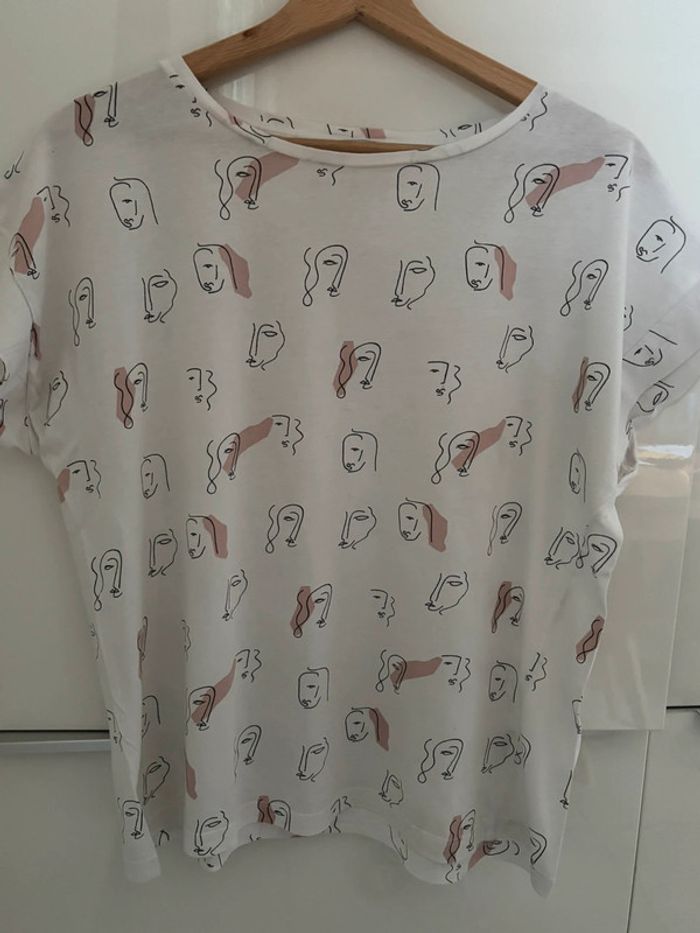 TEE shirt Mango taille L