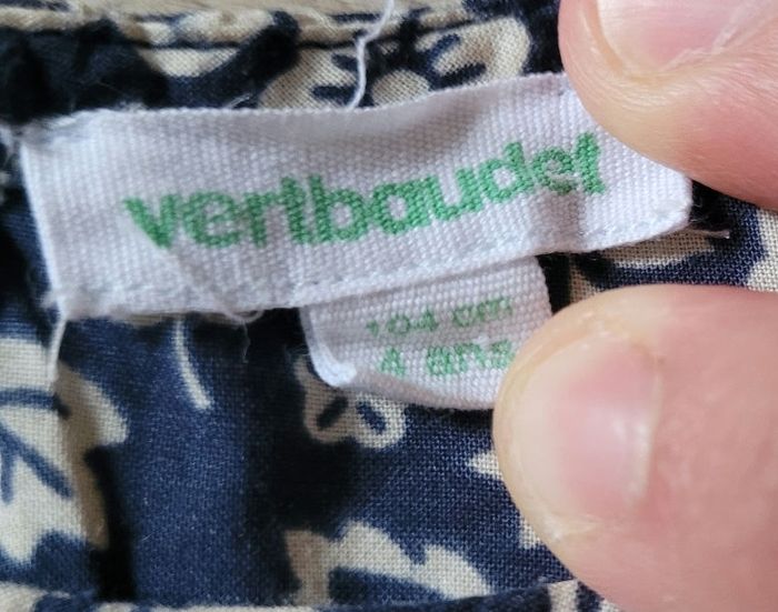 Blouse fleurie taille 4 ans - photo numéro 3