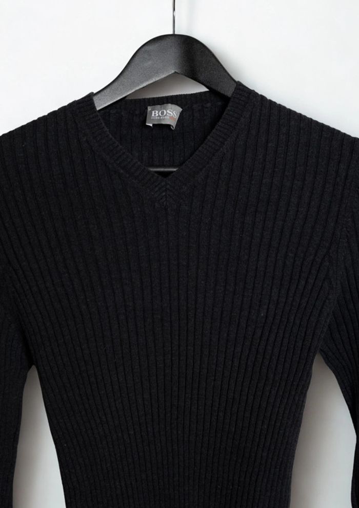 Pull gris foncée velours côtelé ultra stretch Hugo Boss Taille M/L - photo numéro 2