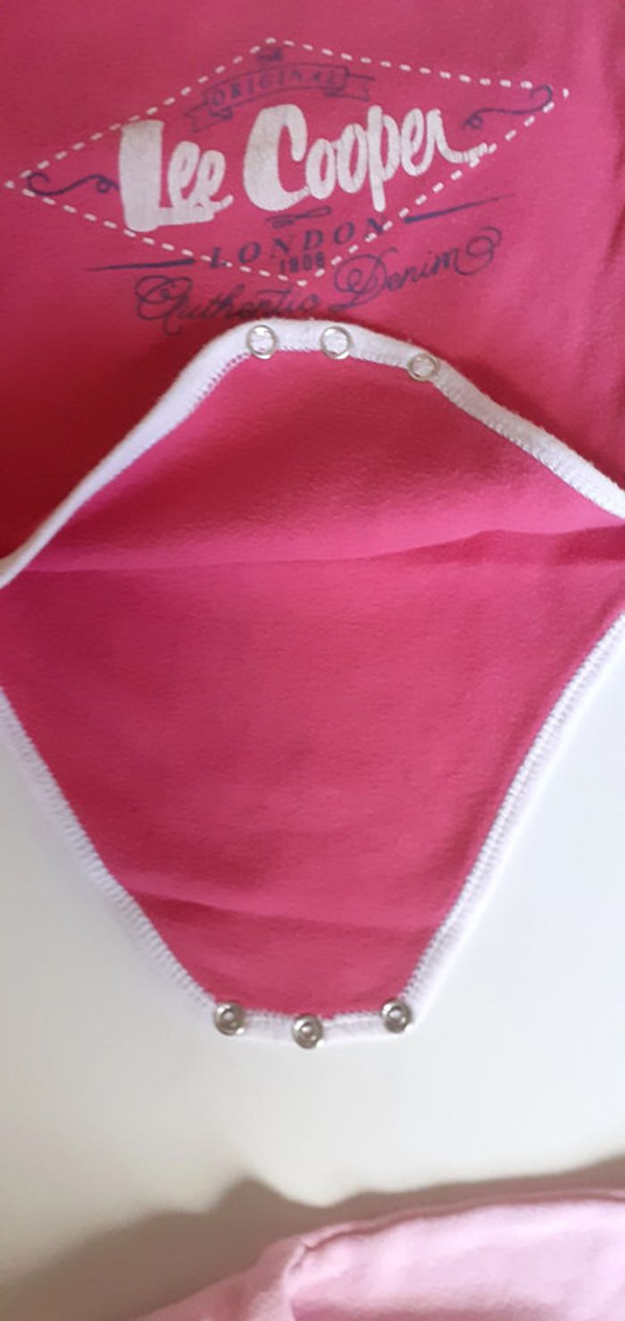 Lot de 3 bodies coton lee cooper manches longues 6 mois fille - photo numéro 7