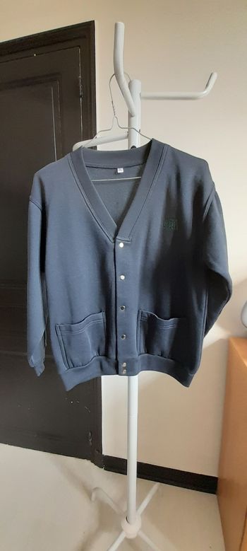 Gilet sweat T 12 ans