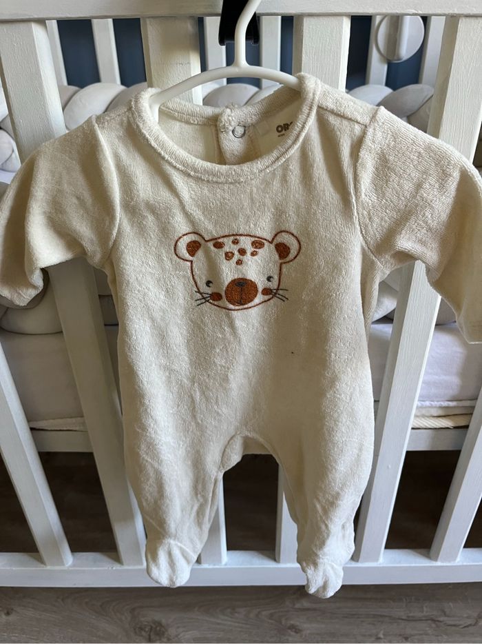 Lot pyjamas 1 mois - photo numéro 3