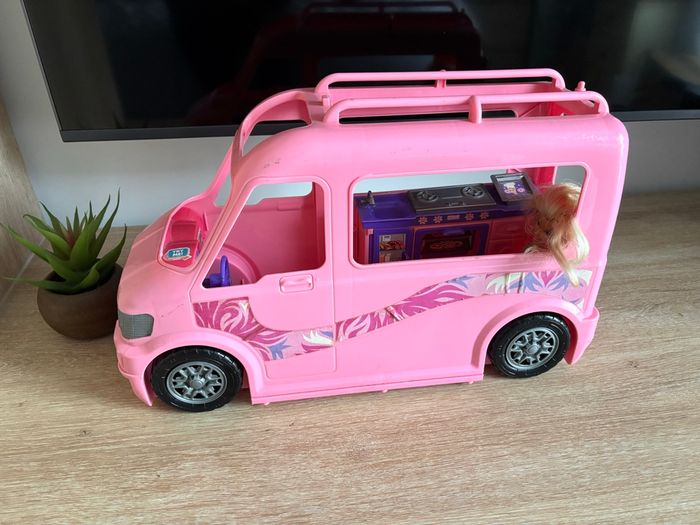 Camping car rose pour poupée Barbie son lumière - photo numéro 8