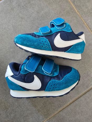 Basket nike bleu canard