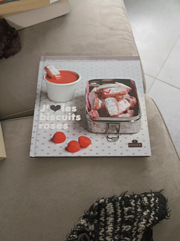 J'aime les biscuits roses - photo numéro 2