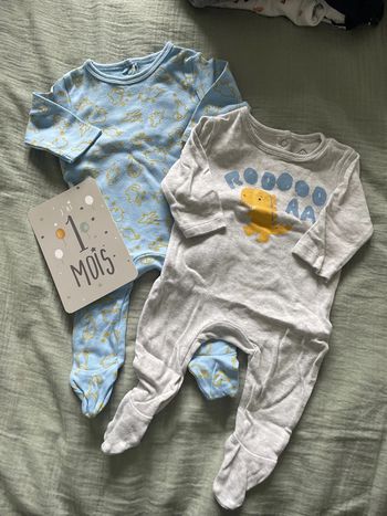 Lot de 2 pyjamas dinosaure