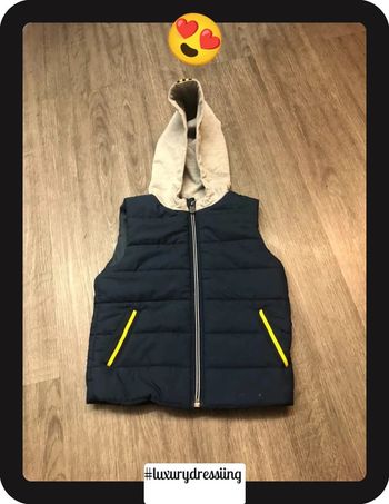 Veste sans manche Taille 12mois neuf 🧸
