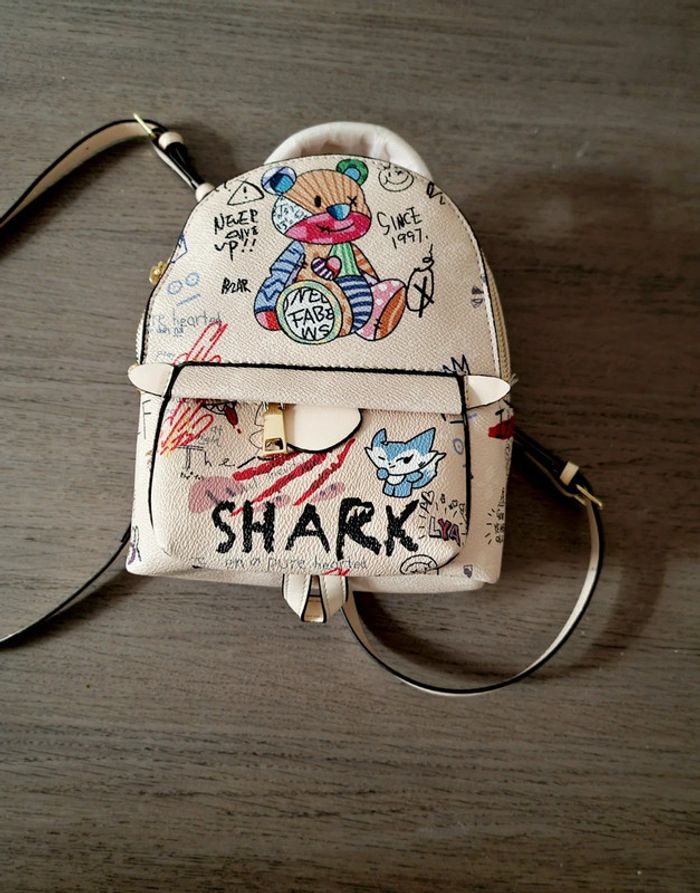 Petit sac à dos motif dessins