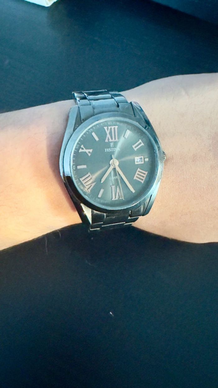 Montre festina gris foncé - photo numéro 3