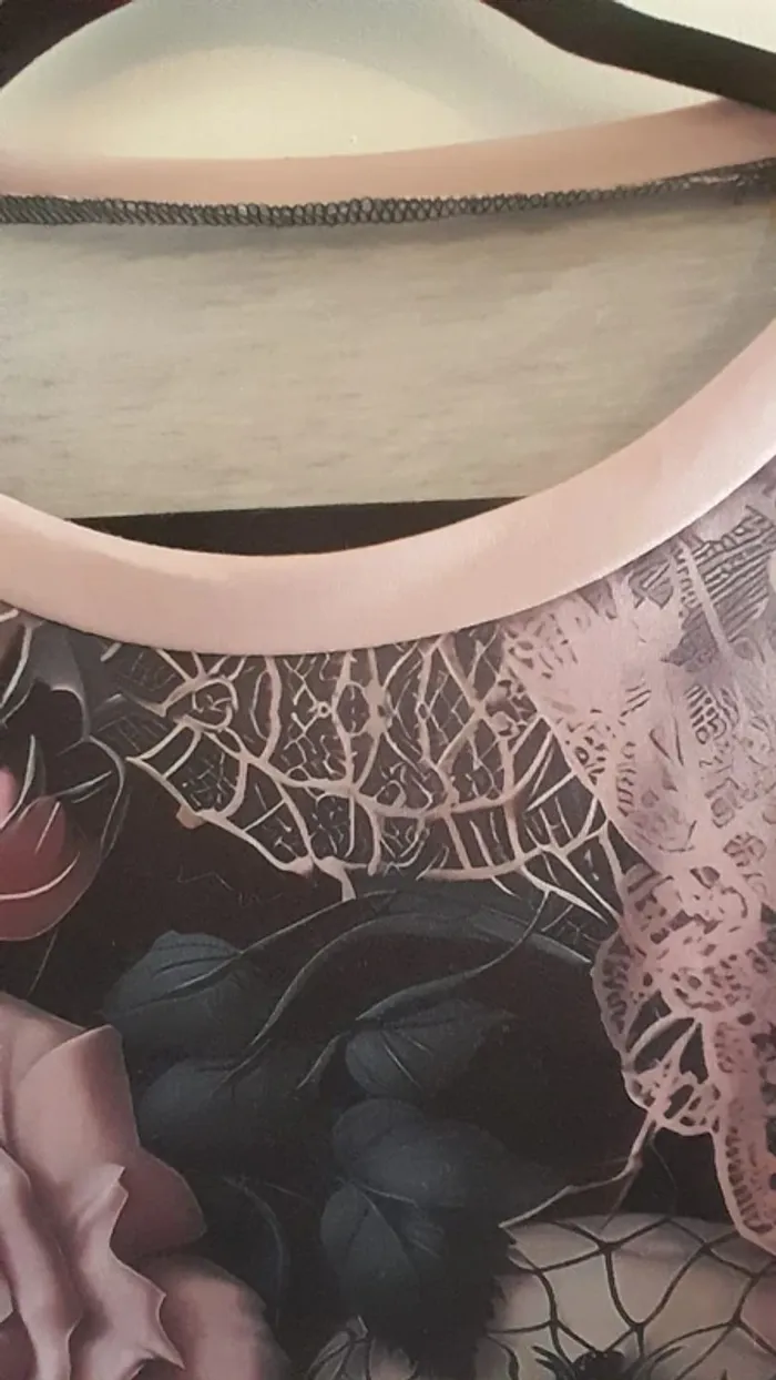 T-shirt imprimé femme, style Gothique, tête de mort avec fleurs roses, XXL - 46 - photo numéro 4