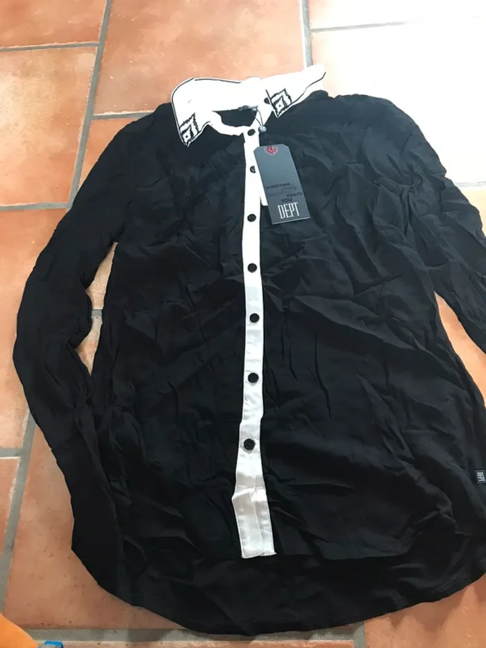 Chemise