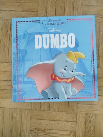 Livre Disney Dumbo neuf
