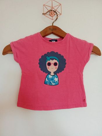 Tee shirt taille 4 ans. Okaïdi
