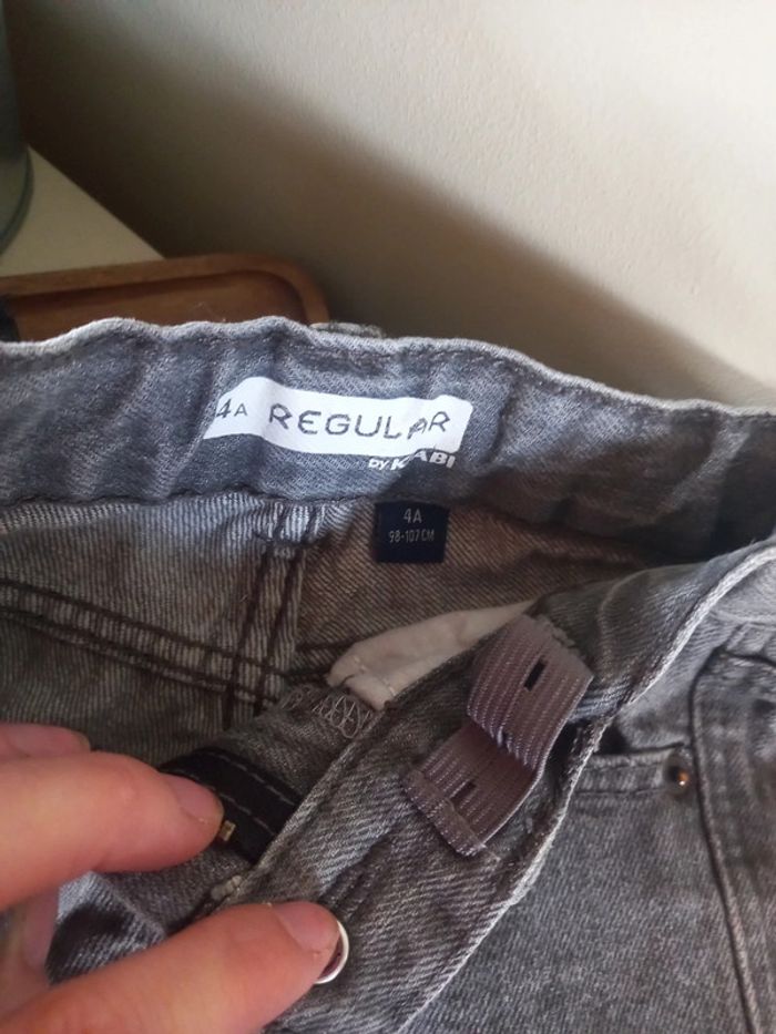 Jeans gris garçon 4 ans - photo numéro 2